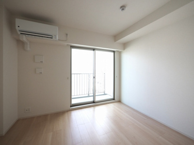 【洋室】 | リアライズ今里南 | 広々とした洋室です