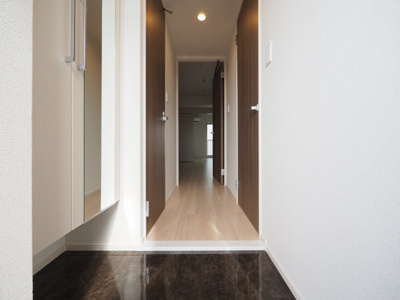 【玄関】 | リアライズ今里南 | きれいな玄関です