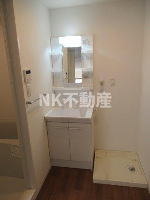 【洗面所】 | 小若江2丁目貸家（長瀬賃貸） | 使いやすい洗面所です