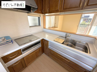 【キッチン】 | 上里町神保原町　中古住宅   | 現地(2025年11月撮影)