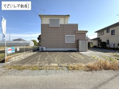 【駐車場】 | 上里町神保原町　中古住宅   | 現地(2025年11月撮影)