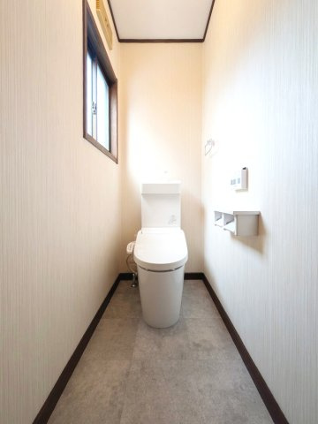 藤原台北町6丁目（6-10）一戸建のトイレ|シンプルで使いやすいトイレです