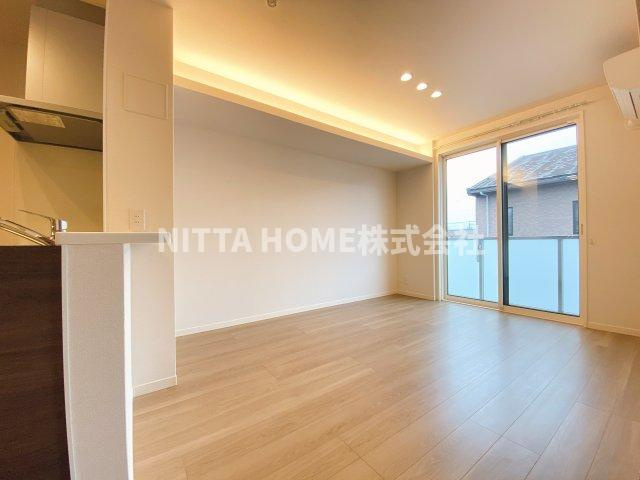 アンビシアの居間・リビング|明るいリビングです◆