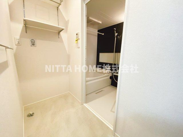 アンビシアの洗面所|室内洗濯機置き場も完備★