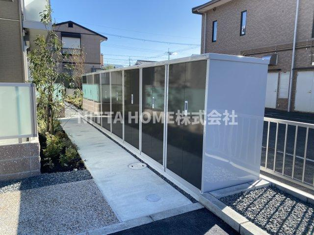 アンビシアのその他共用部分|外部トランクは無料で使用OK●