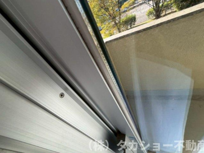 【設備】 | 西小中台団地　1号棟 | サッシはペアガラスとなっております。