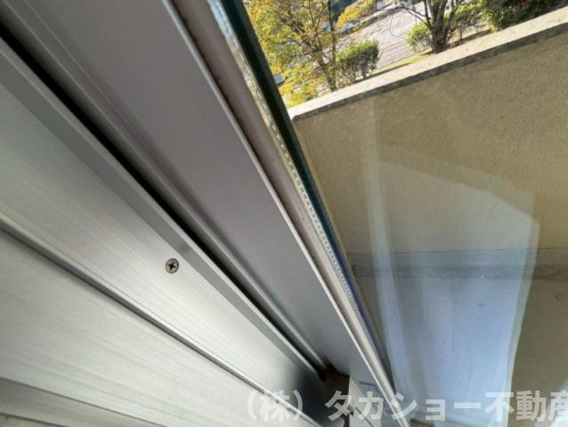 【設備】 | 西小中台団地　1号棟 | サッシはペアガラスとなっております。