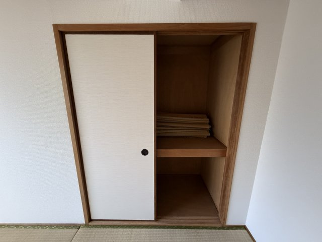 サンハイツ中桜塚の収納