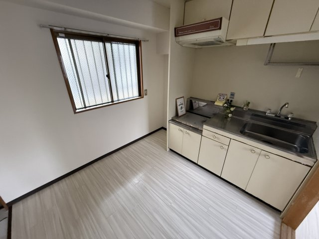 サンハイツ中桜塚のキッチン