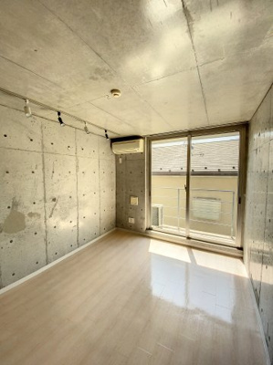 【居間・リビング】 | アート・フル稲田堤 | ※同建物ほかのお部屋の写真です。