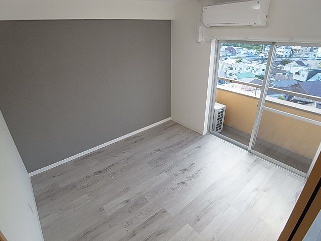 ラムール長田の内装|お洒落なデザインクロスを採用