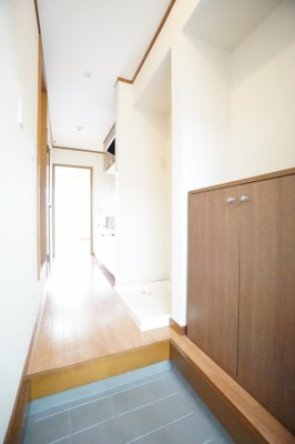 【玄関】 | サザンクロスⅡ | ※同物件・同タイプの写真です。