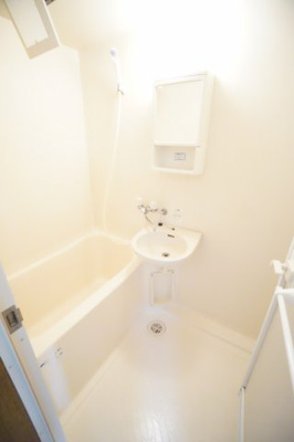 【浴室】 | サザンクロスⅡ | ※同物件・同タイプの写真です。