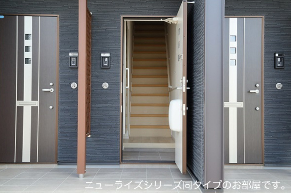 プロスペリテⅣ Ｂ棟のエントランス