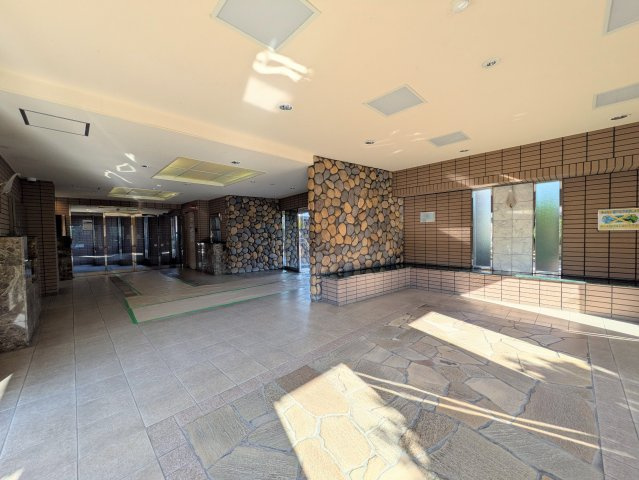 リベール西明石参番館のエントランス