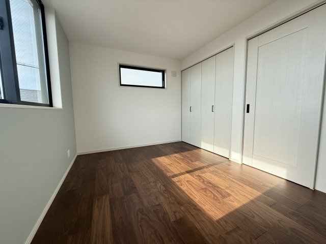 垂水区山手8丁目新築戸建の洋室