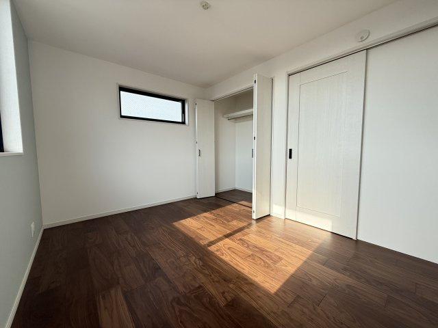 垂水区山手8丁目新築戸建の洋室