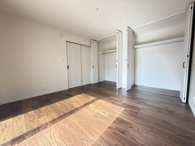 垂水区山手8丁目新築戸建の洋室