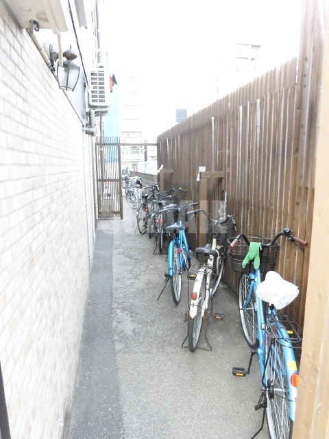 サンライズコーポのその他共用部分|駐輪場です☆