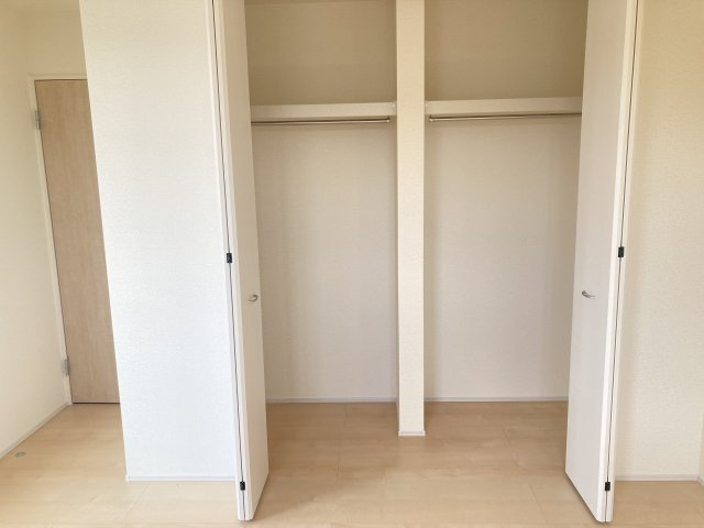 リーブルガーデンS富岡市下高瀬第１　7号棟の収納|２階洋室2収納です。