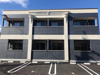 【駐車場】 | メイト | 駐車場があるので、車を買う予定の方も安心です