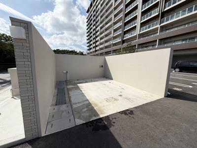 【その他共用部分】 | モンドミオ沖縄リゾートライカムヒルズ | 水栓,EV車充電設備付き♪