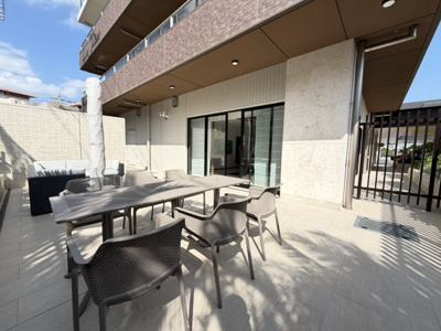 【その他共用部分】 | モンドミオ沖縄リゾートライカムヒルズ | BBQテラス、ゴルフラウンジ、マスターラウンジ、プレイラウンジ、オーナーズラウンジ＆ゲストラウンジなど多彩な共用施設がございます♪