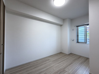 【洋室】 | モンドミオ沖縄リゾートライカムヒルズ | 洋室5帖＋CL付き♪