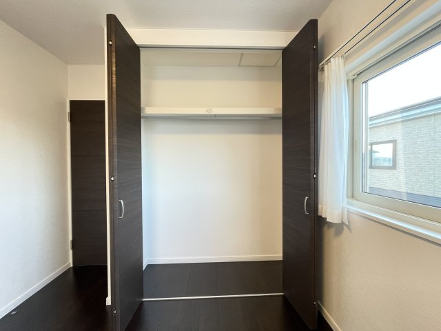 八戸市大字白銀町字栗沢道の収納