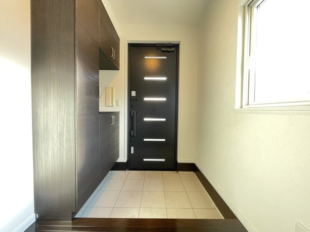 八戸市大字白銀町字栗沢道の玄関