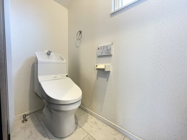 八戸市大字白銀町字栗沢道のトイレ