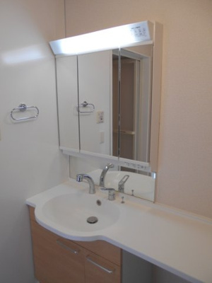 【洗面所】 | shoushou惣 | 同棟別部屋の写真です