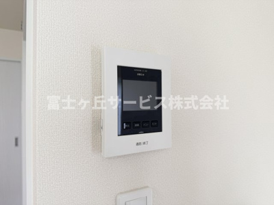 【セキュリティ】 | 焼津市塩津 3期 新築一戸建て B号棟 | 来客の際、顔が見えて安心です