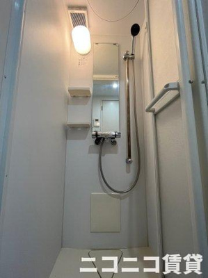 【シャワールーム】 | リヴィエール明大前