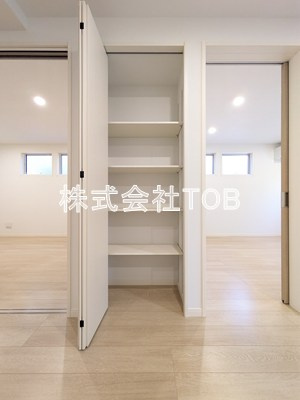 【設備】 | ＳＯＰＨＩＡ方南 | リビング収納