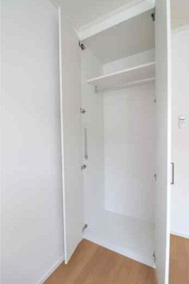 【収納】 | エスペランサ中野 | クローゼット完備。