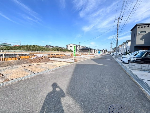 野田岩名2丁目　新築戸建　B号棟の前面道路含む現地写真|2025年11月現地写真(^^)
