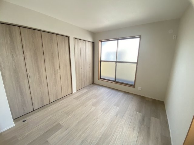 兵庫県西宮市日野町18-23の洋室|コンパクトで使いやすい洋室です