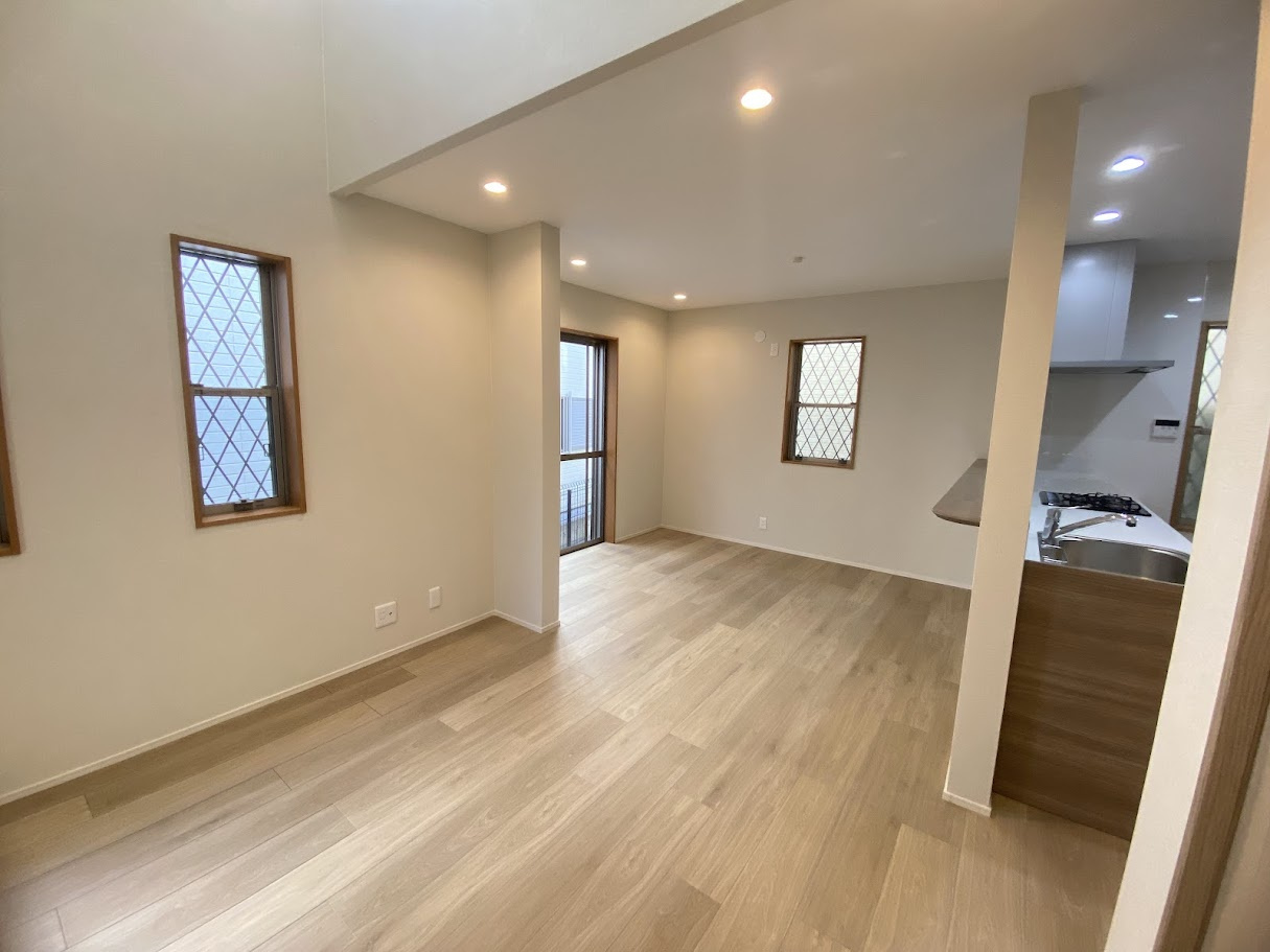 兵庫県西宮市日野町18-23の居間・リビング|おしゃれなリビングです