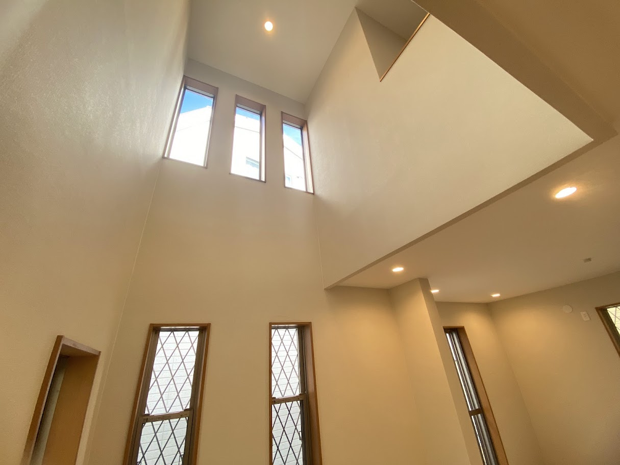 兵庫県西宮市日野町18-23の居間・リビング|ゆったりとした居間です