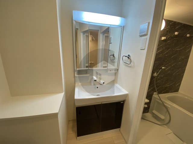 Avvenire深江橋の独立洗面台