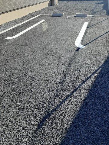 レディーバードⅢの駐車場