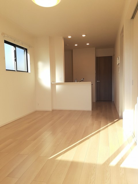 レディーバードⅢの居間・リビング