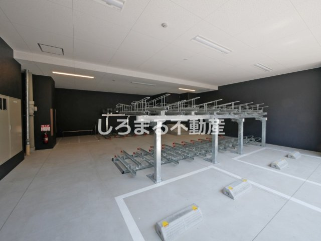 エスリード弁天町ＮＯＲＴＨ　ＲＥＳＩＤＥＮＣＥの駐車場