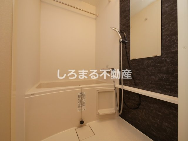 エスリード弁天町ＮＯＲＴＨ　ＲＥＳＩＤＥＮＣＥの浴室