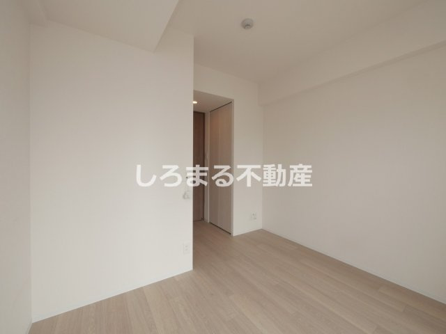 エスリード弁天町ＮＯＲＴＨ　ＲＥＳＩＤＥＮＣＥの居間・リビング