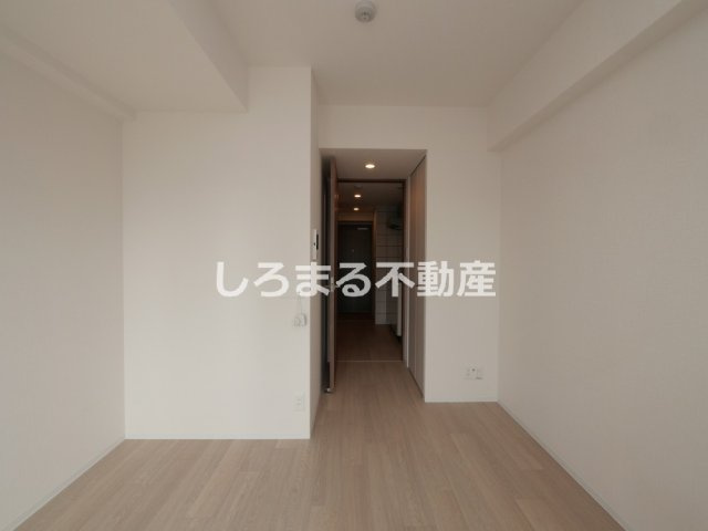 エスリード弁天町ＮＯＲＴＨ　ＲＥＳＩＤＥＮＣＥの居間・リビング