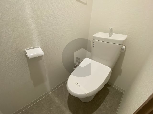 東大阪市岸田堂南町のアパートのトイレ