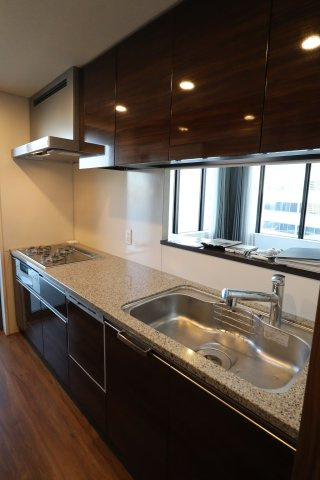 ザ・パークハウス中之島タワーのキッチン