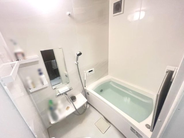 大網白里市南横川　中古戸建の浴室|内装リフォーム済み令和5年10月リビング約20帖 軽量鉄骨造４LDK 上下水 システムキッチン